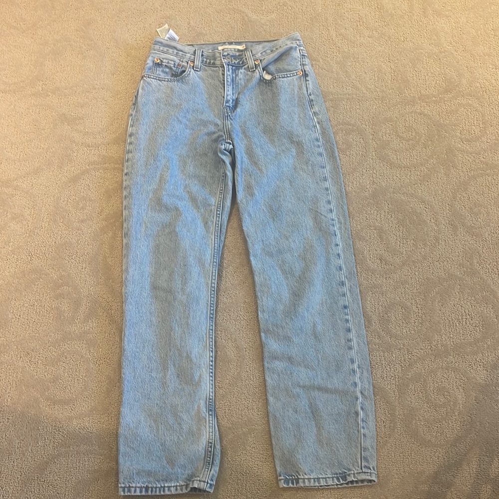 Levis “low pro jean”